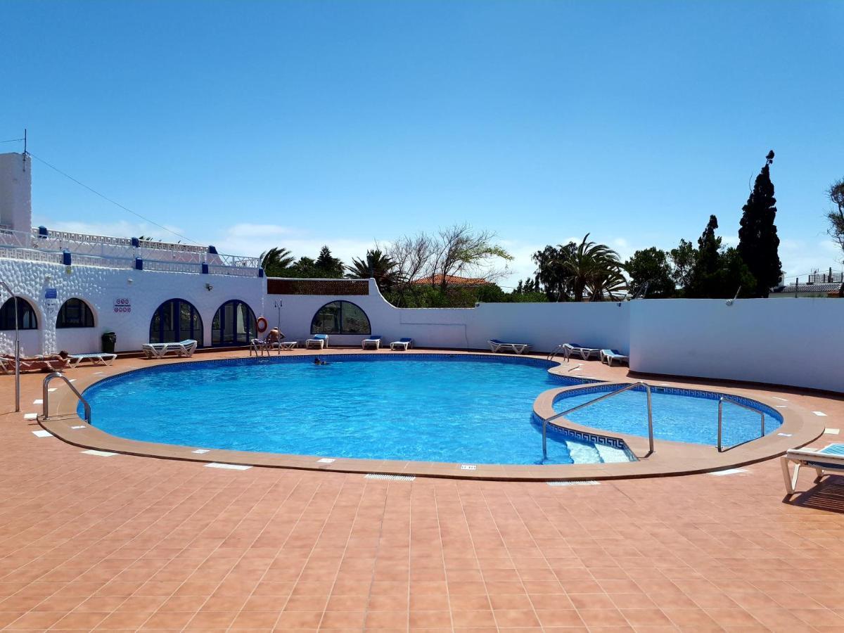 Martha'S Holiday Home Тельде Екстер'єр фото