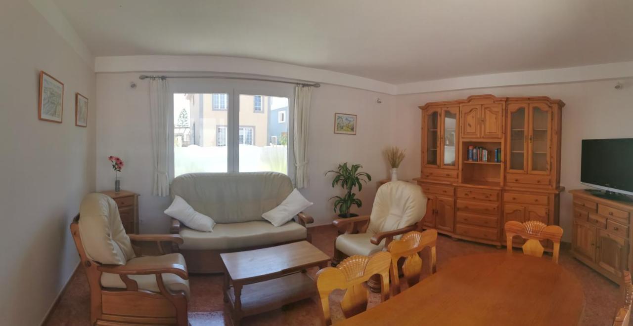 Martha'S Holiday Home Тельде Екстер'єр фото