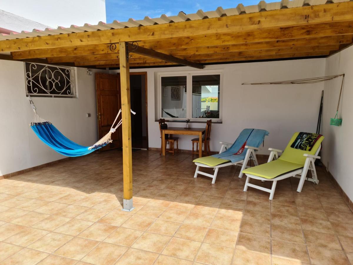 Martha'S Holiday Home Тельде Екстер'єр фото